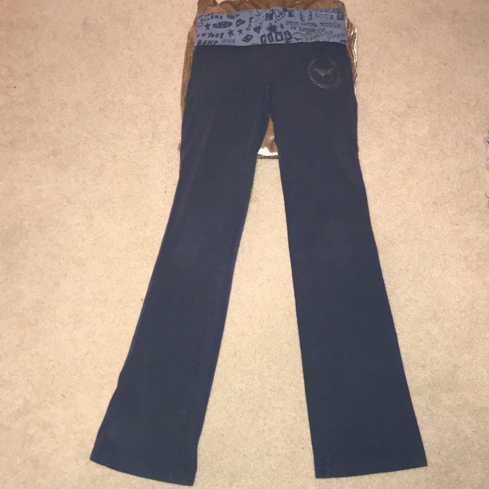 PINK Victoria’s Secret yoga pants